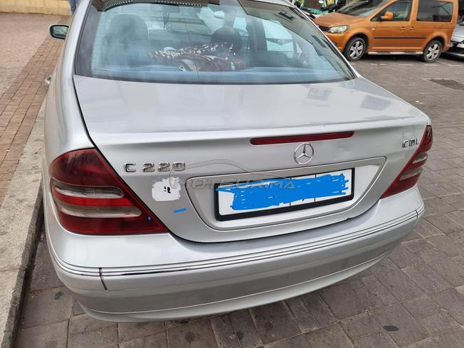 Mercedes-Benz 220 Diesel Automatique 2003 à Agadir