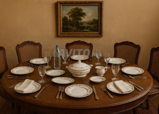 Service de table vintage en porcelaine florale 