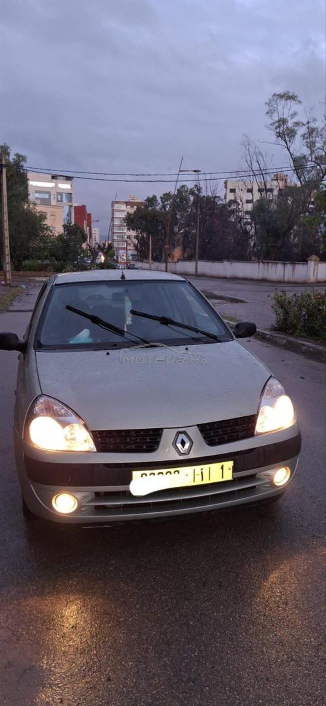 Renault Clio Essence Manuelle 2003 à Oujda