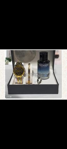 عطر و براسلي و ساعة وخاتم 