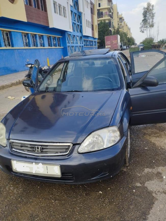 Honda Civic Essence Manuelle 1999 à Casablanca