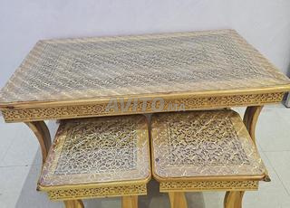 طابلة كبيرة و 2صوندريات