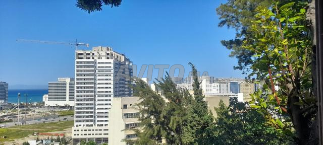 Maison 3etge et café titre a tanjabalya