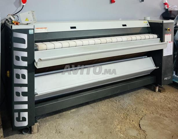 معدات مصبغة و مغسلة