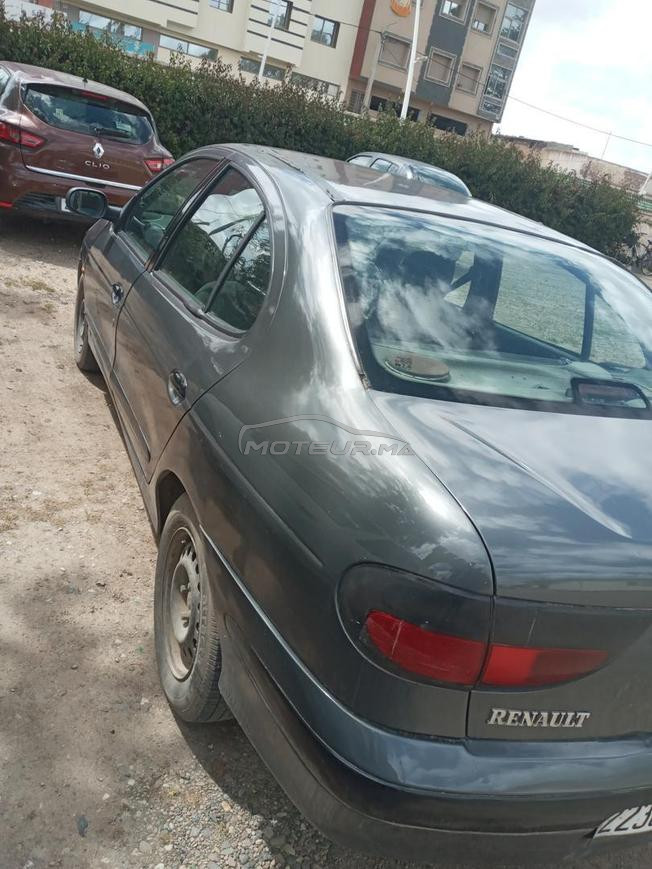 Renault Megane Diesel Manuelle 1998 à Zemamra