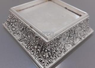 تحفة فضية بالطابع