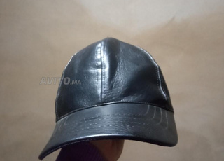 قبعة جلد أصلية 