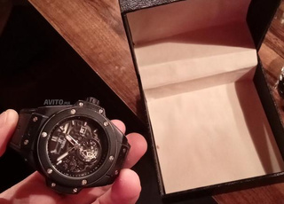 ساعة فخمة hublot للبيع لعشاق hublot فقط 