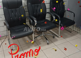 Pack de Chaises Noires Rétro Chic