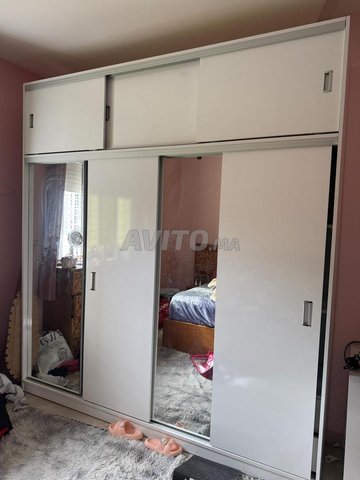 Jolie Armoire a Vendre