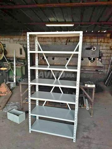 étagère de stockage