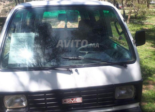 سيارة نقل البضائع بنزين يدوي 1990