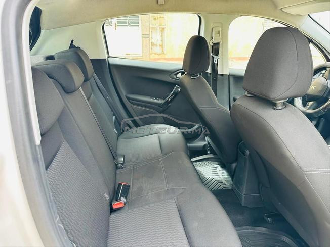 Peugeot 208 Diesel Manuelle 2019 à Meknès