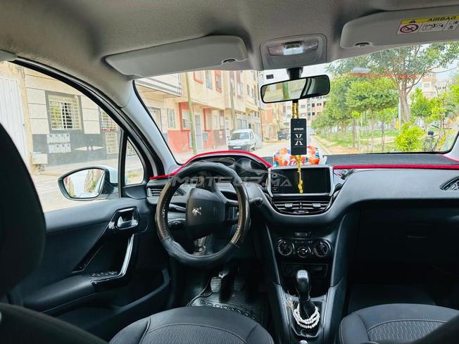 Peugeot 208 Diesel Manuelle 2019 à Meknès