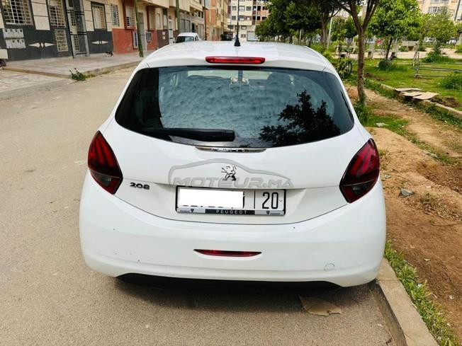 Peugeot 208 Diesel Manuelle 2019 à Meknès