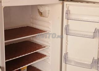 ثلاجة نقية في حالة جيدة طريق عين الشقف فاس 
