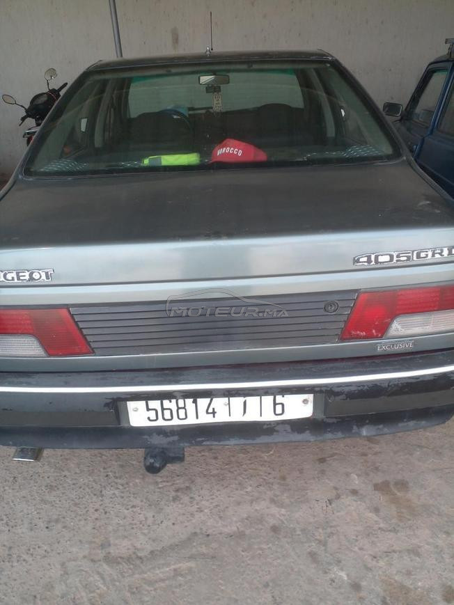 بيع سيارة من نوع بوجو 405