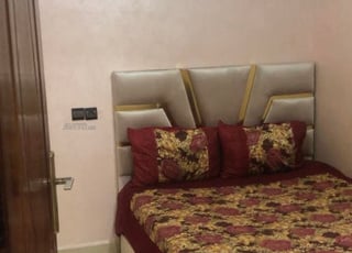 وسط مولاي يعقوب قرب باركينك الكبير  