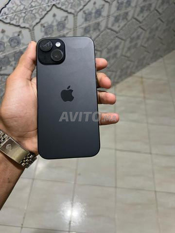 CHI HAJA BA9A N9IYA BI3 O M9AL 