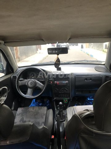 Volkswagen Polo Essence Manuelle 2000 à Rabat