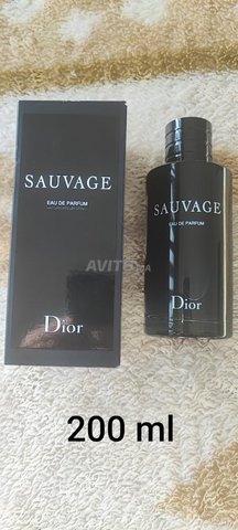 eau de parfum original sauvage Dior 200 ml neuve 