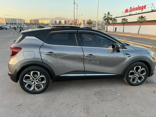 Renault Captur Diesel Manuelle 2022 à Agadir