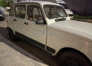 Renault R4 Essence Manuelle 1986 a fes