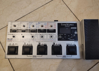 pédal Multieffets guitare Korg ToneWorks ax1500g