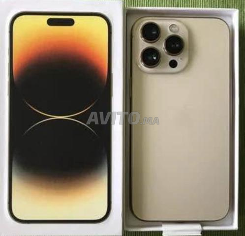 Iphone 14 PRO doré très bon état