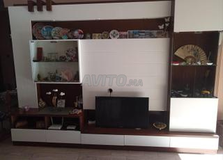 Vitrine Moderne avec Led et Rangement 