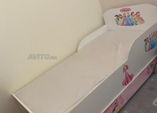 lit bebe et lit enfant fille