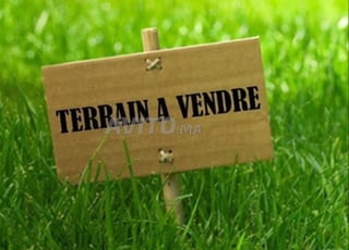 Terrain à vendre usage crèche