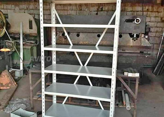 رفوف معدنية للمكتب (Étagère métallique)