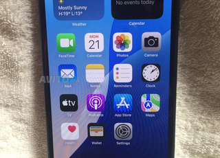 IPHONE XS MAX BA9YA N9IYA avec bon prix