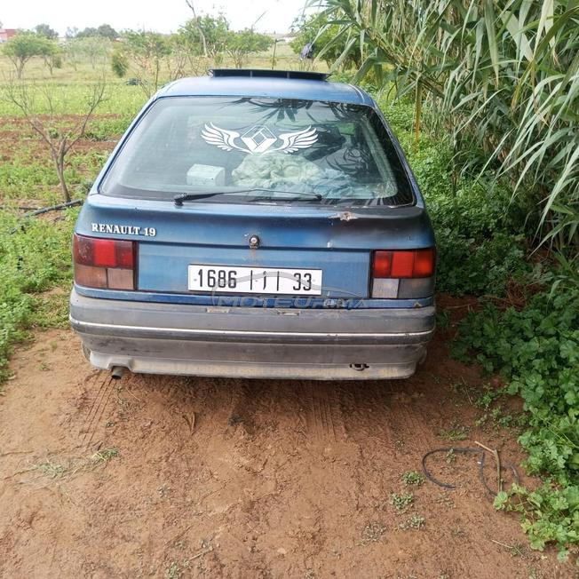 Renault 19 Essence Manuelle 1989 à Tifelt