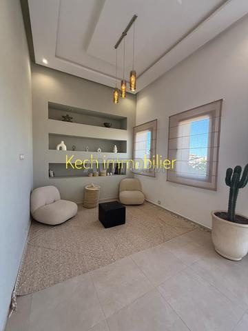 Joli villa moderne avec piscine à vendre 