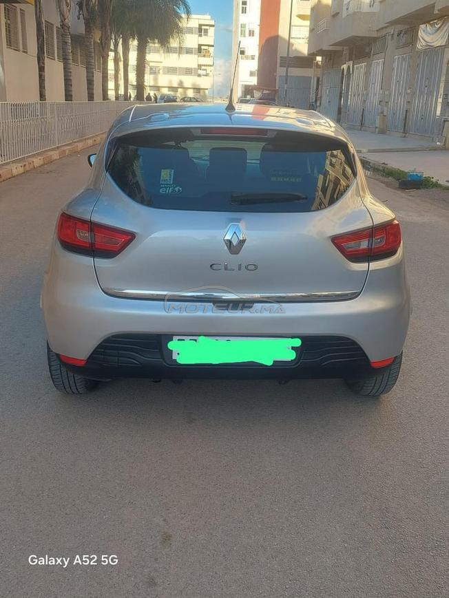 Renault Clio Essence Automatique 2016 à Fès