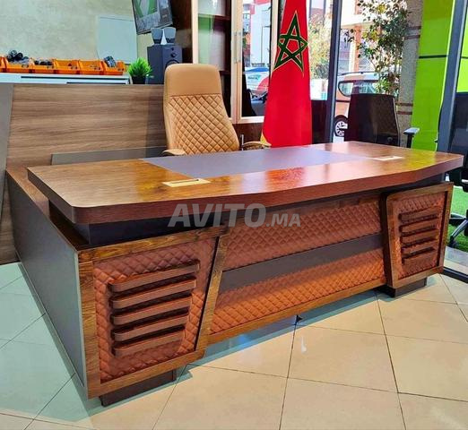 Bureau complet pour télétravail avec chaise 