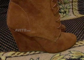 حذاء نسائي جلد سويدي 