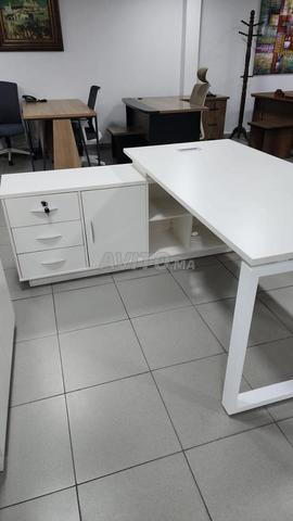 Bureau haut gamme avec retour et caisson  - 2