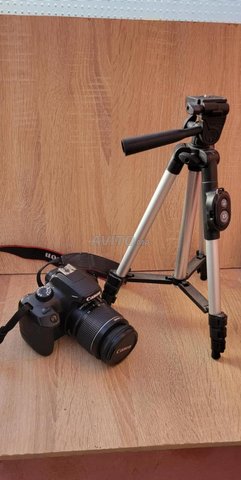 كاميرا Canon EOS 4000D بحالة ممتازة 