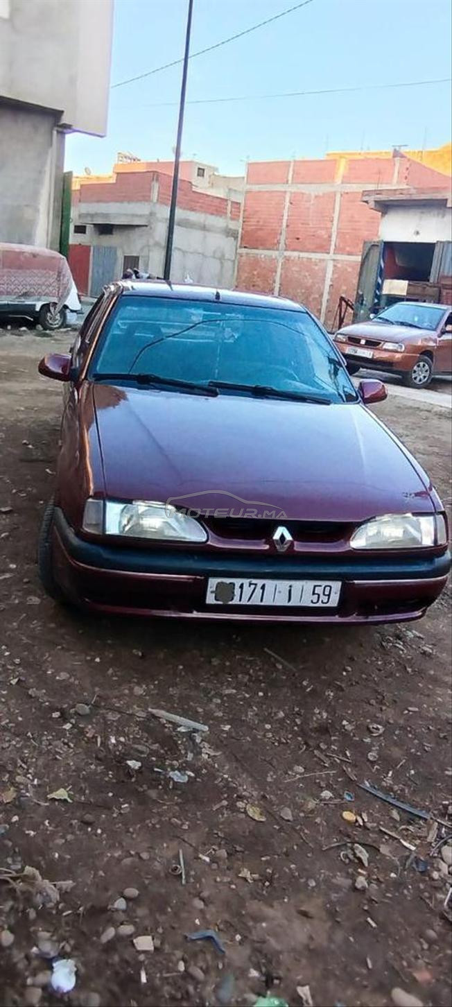 Renault 19