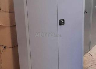 خزانة معدنية للملفات المعلقة