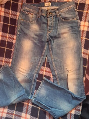tommy hilfiger pantalon jeans  w31 l34 neuf