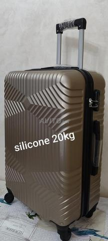 valise silicone 20 kg Sacs et Accessoires à Casablanca