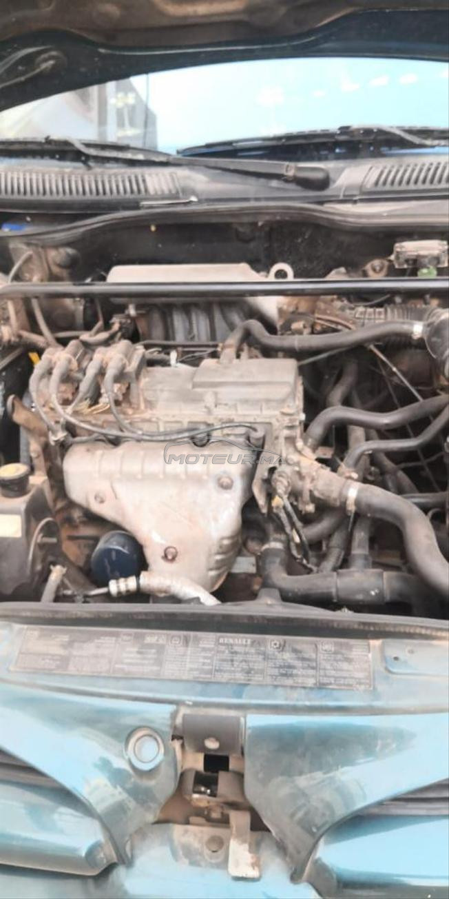 Renault Megane Essence Manuelle 1998 à Agadir