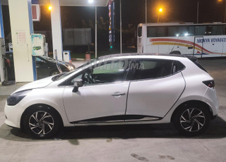 clio 4 jamais accidenté 2 ème ✋