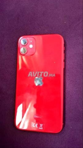 IPHONE 11 ROUGE USA EXCELLENT ETAT