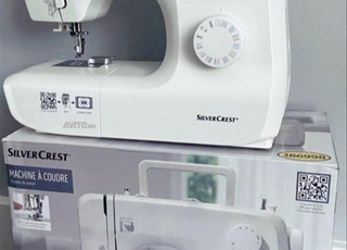 machine a coudre آلة الخياطة 