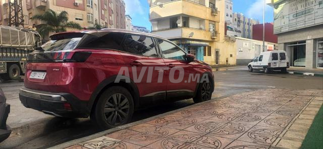 peugeot  rouge 3008 gt line - 2